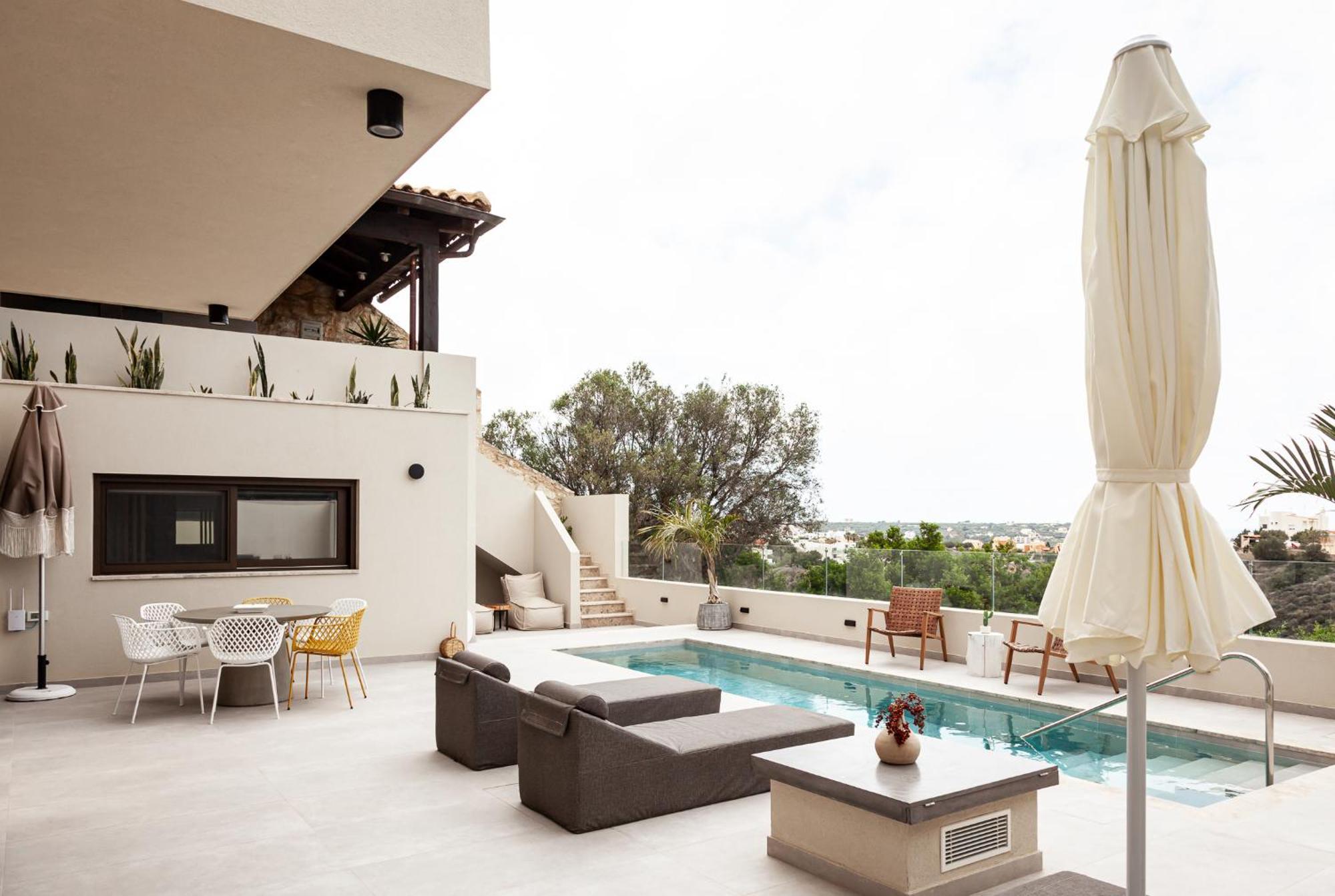 Orama Luxury Suite 3 Bedrooms With Private Pool แอร์ซอนิสซอส ภายนอก รูปภาพ