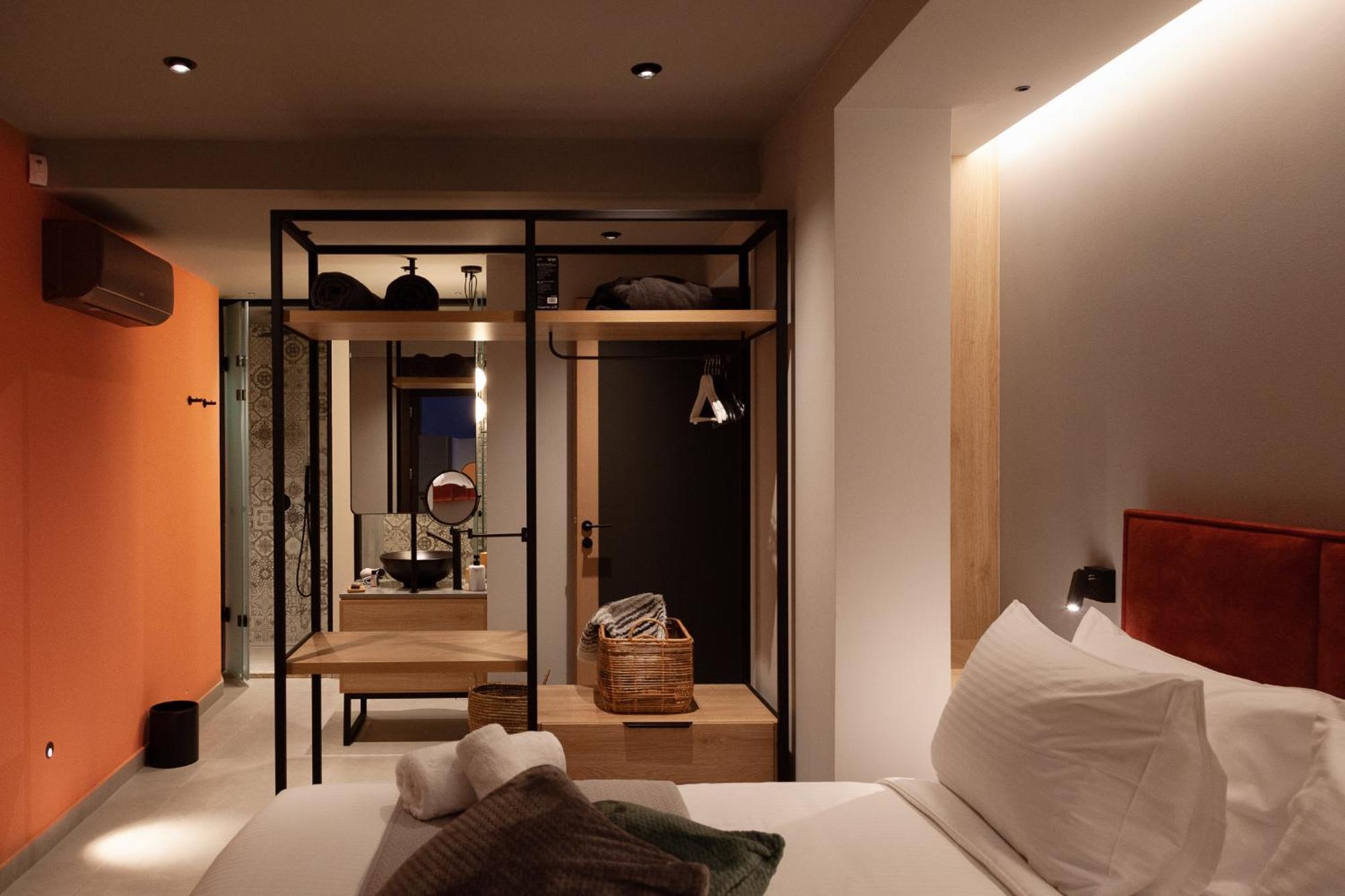 Orama Luxury Suite 3 Bedrooms With Private Pool แอร์ซอนิสซอส ภายนอก รูปภาพ