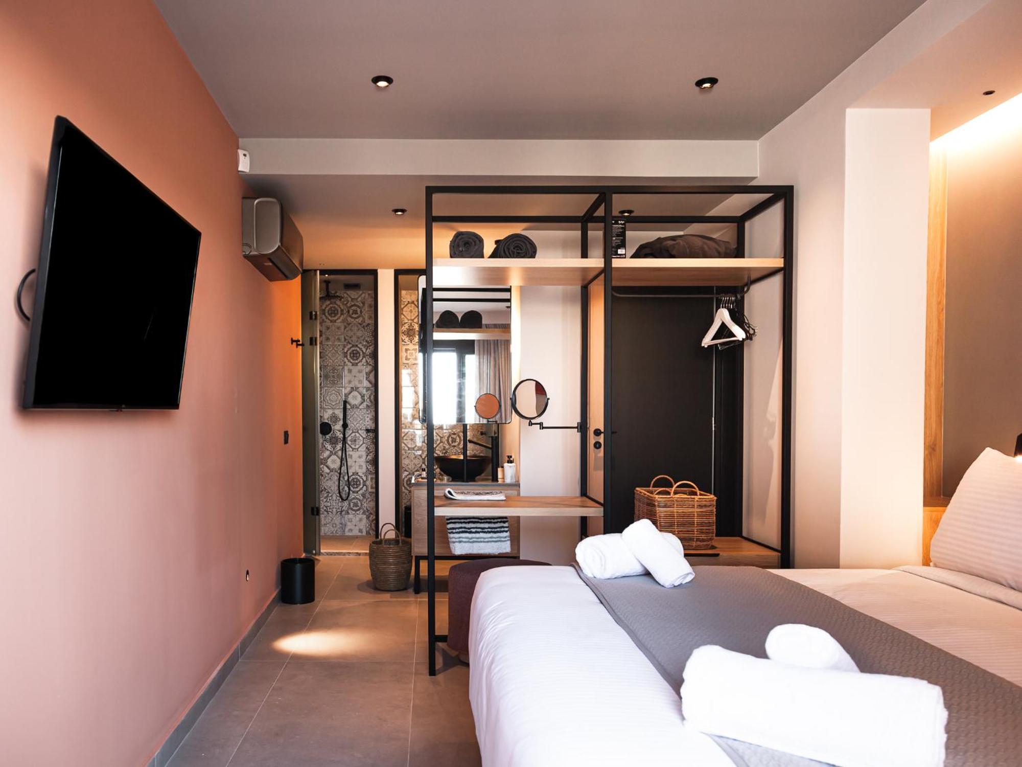 Orama Luxury Suite 3 Bedrooms With Private Pool แอร์ซอนิสซอส ภายนอก รูปภาพ